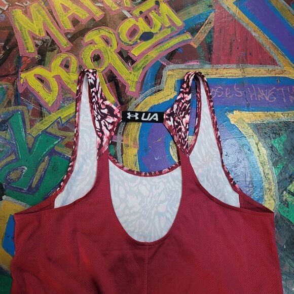Under Armour pink animal print active tank top - racerback, mesh side panels, M - Picture 8 of 8